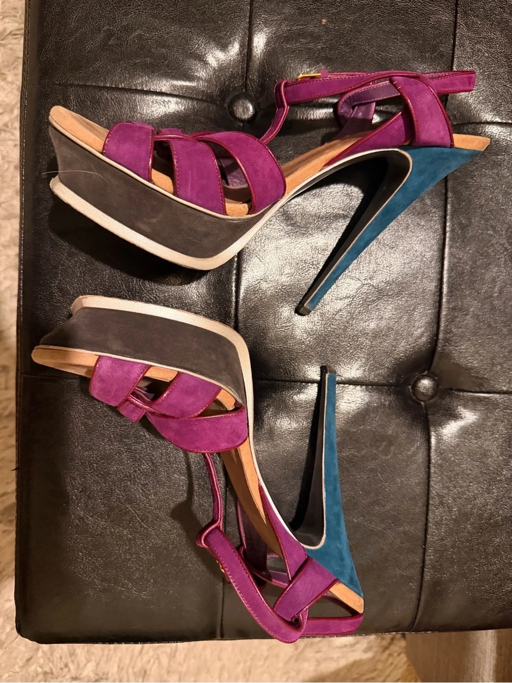 Yves Saint Laurent Fuchsia Suede Knot Platform Sandals